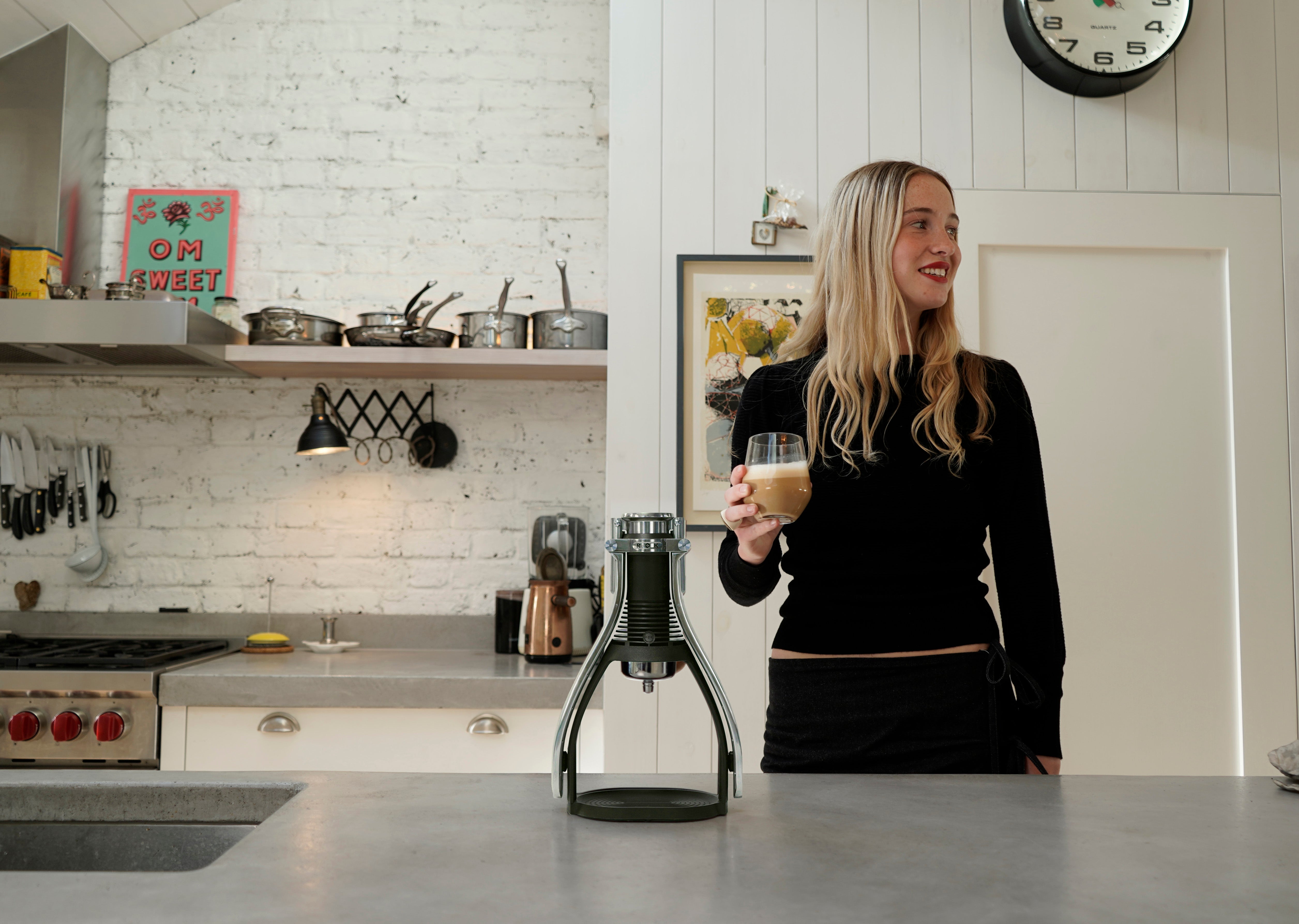 Olivia Wolfe Reviews the ROK Presso Smartshot